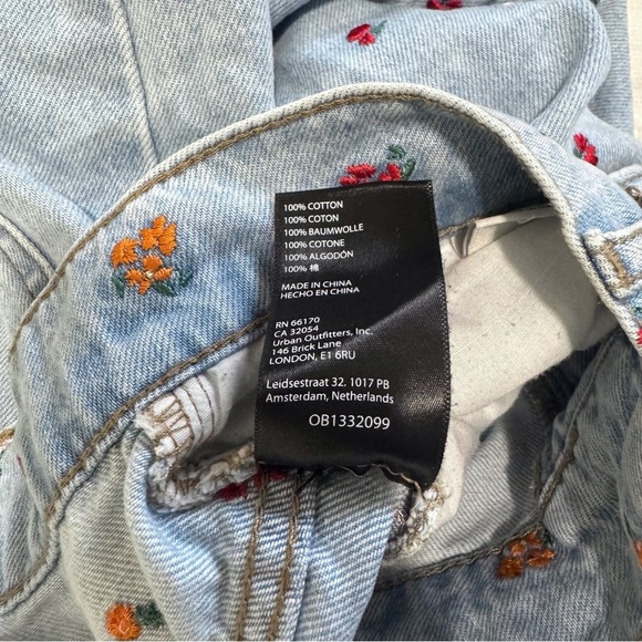 Urban Outfitters BDG High Rise Loose Baggy Embroidered Floral/Carrots Size 29 - Picture 11 of 13